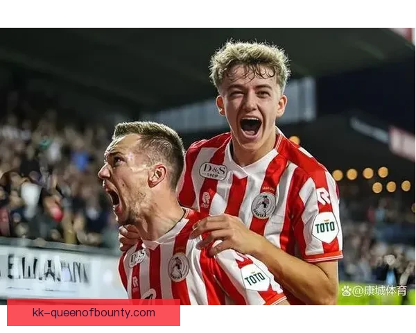 埃因霍温主场顽强逼平多特蒙德 双方1-1战平激战全场